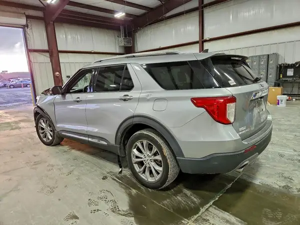 1FMSK7FH1MGB07060 2021 FORD EXPLORER - Image 2
