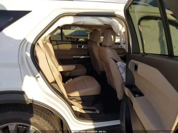 1FMSK7FH1MGC14352 2021 FORD EXPLORER - Image 8