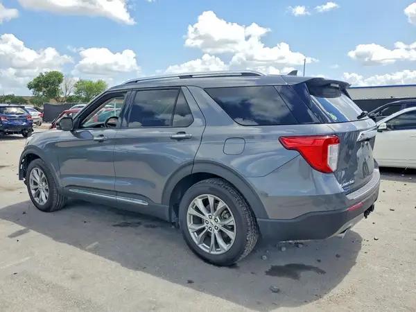 1FMSK7FH1MGC16098 2021 FORD EXPLORER - Image 2