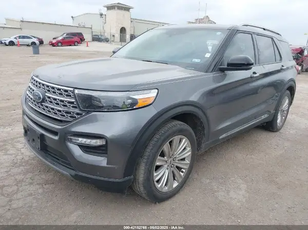 1FMSK7FH1NGA14878 2022 FORD EXPLORER - Image 2