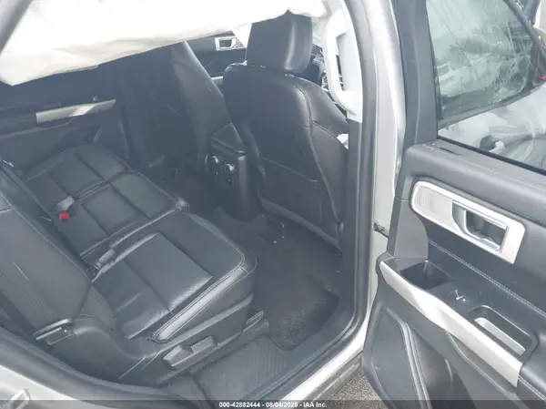 1FMSK7FH1NGA31180 2022 FORD EXPLORER - Image 8