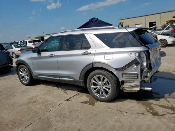 1FMSK7FH1NGA52143 2022 FORD EXPLORER - Image 2