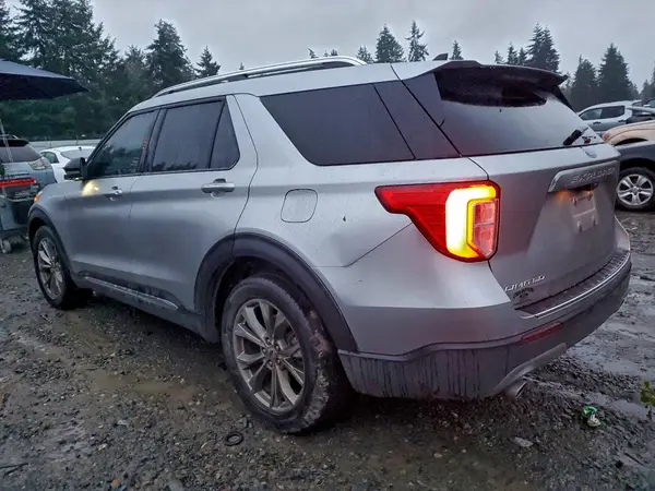 1FMSK7FH1NGA55902 2022 FORD EXPLORER - Image 2