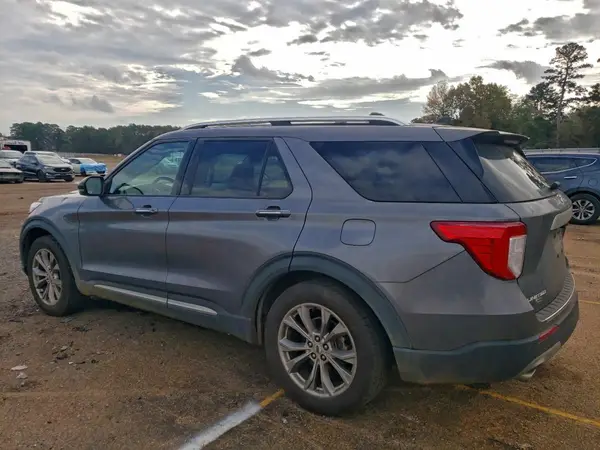 1FMSK7FH1NGA56015 2022 FORD EXPLORER - Image 2