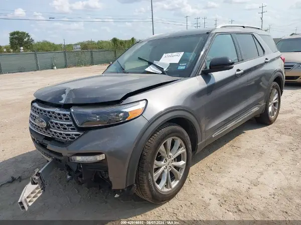 1FMSK7FH1NGA63756 2022 FORD EXPLORER - Image 2