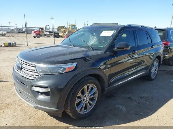 1FMSK7FH1NGA72585 2022 FORD EXPLORER - Image 2