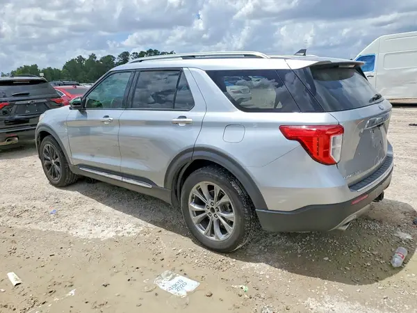 1FMSK7FH1NGA81187 2022 FORD EXPLORER - Image 2