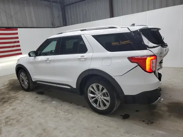 1FMSK7FH1RGA24462 2024 FORD EXPLORER - Image 2
