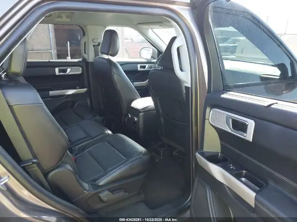 1FMSK7FH2MGB50922 2021 FORD EXPLORER - Image 8