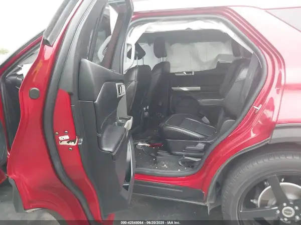 1FMSK7FH2MGC14702 2021 FORD EXPLORER - Image 8
