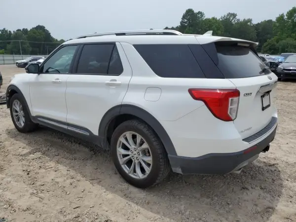 1FMSK7FH2MGC15767 2021 FORD EXPLORER - Image 2