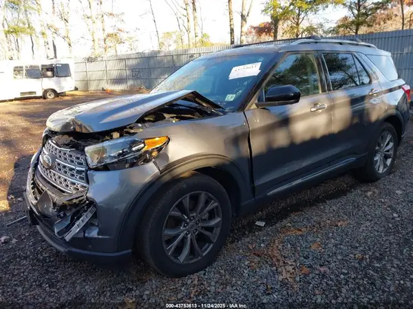 1FMSK7FH2NGA54550 2022 FORD EXPLORER - Image 2