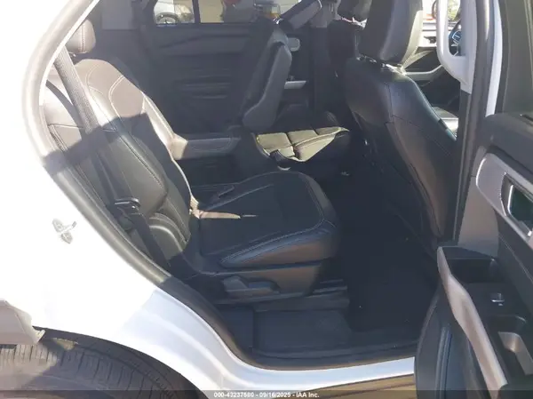 1FMSK7FH2PGA60271 2023 FORD EXPLORER - Image 8