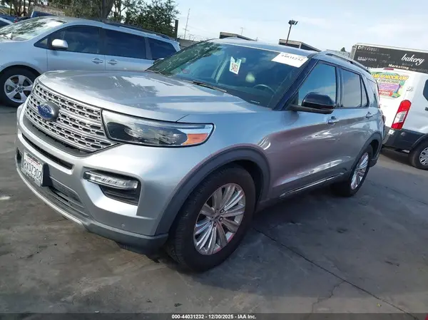 1FMSK7FH3MGA16534 2021 FORD EXPLORER - Image 2