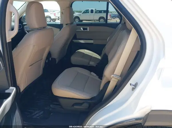 1FMSK7FH3MGA40249 2021 FORD EXPLORER - Image 8