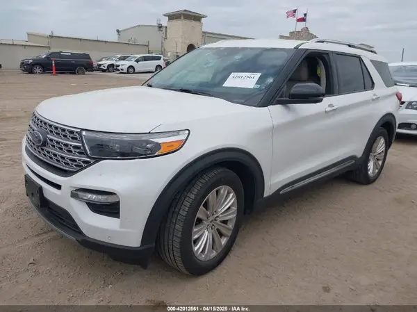 1FMSK7FH3NGA19175 2022 FORD EXPLORER - Image 2