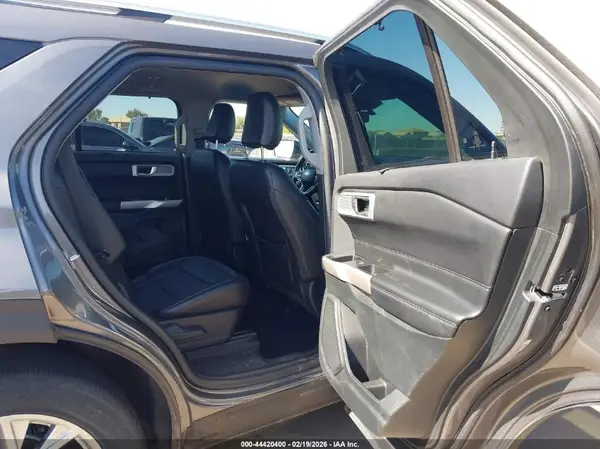 1FMSK7FH3PGA70016 2023 FORD EXPLORER - Image 8