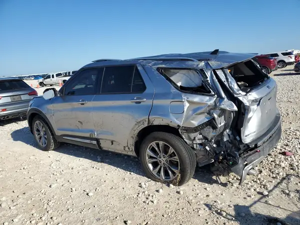 1FMSK7FH4NGA62486 2022 FORD EXPLORER - Image 2