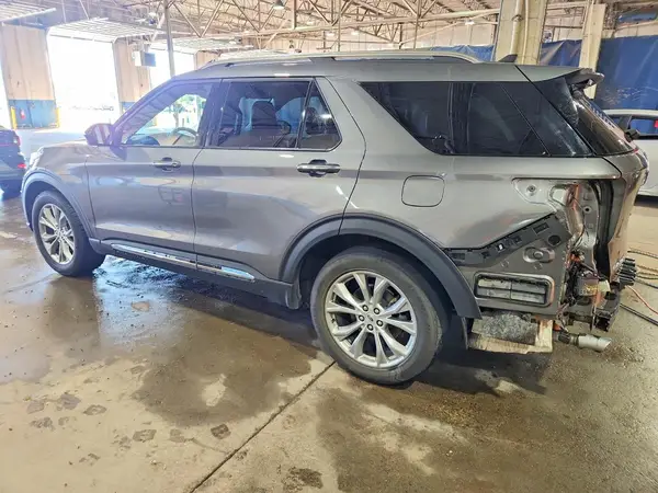 1FMSK7FH4RGA57908 2024 FORD EXPLORER - Image 2