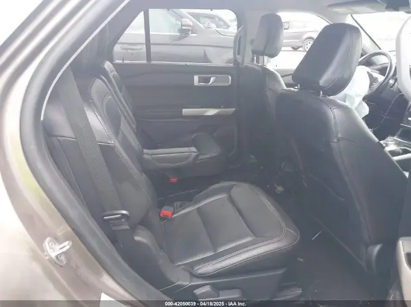1FMSK7FH5MGB36027 2021 FORD EXPLORER - Image 8