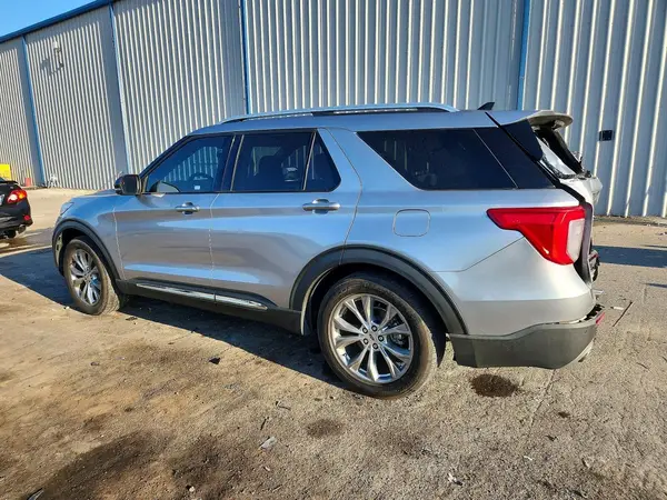 1FMSK7FH5NGA62111 2022 FORD EXPLORER - Image 2