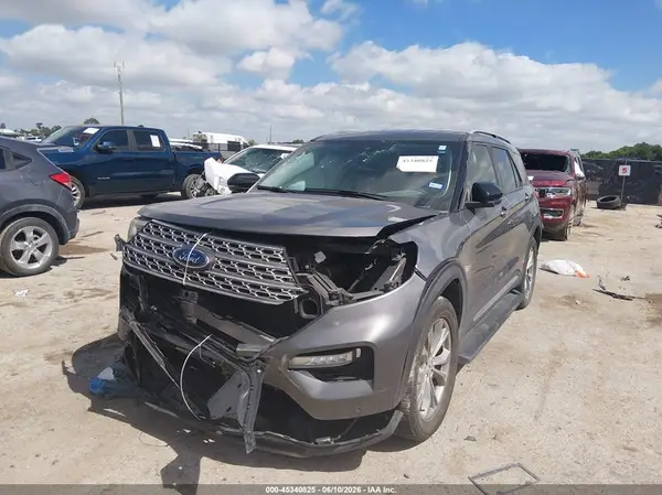 1FMSK7FH5NGA63940 2022 FORD EXPLORER - Image 2