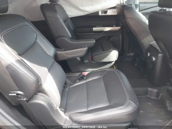 1FMSK7FH5PGA76352 2023 FORD EXPLORER - Image 8