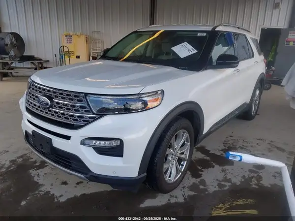 1FMSK7FH6MGA45185 2021 FORD EXPLORER - Image 2