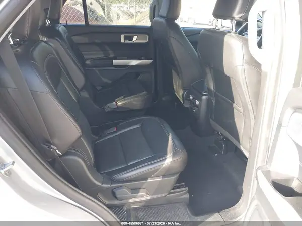 1FMSK7FH6MGB40670 2021 FORD EXPLORER - Image 8