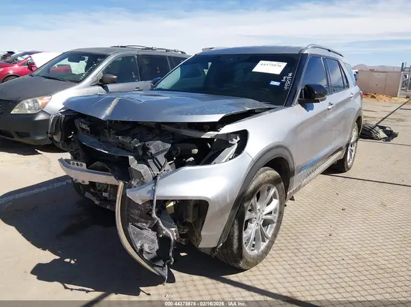 1FMSK7FH6NGA61730 2022 FORD EXPLORER - Image 2