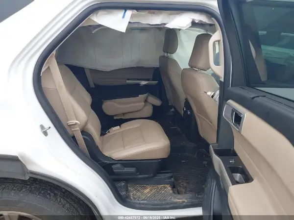 1FMSK7FH6NGA63218 2022 FORD EXPLORER - Image 8