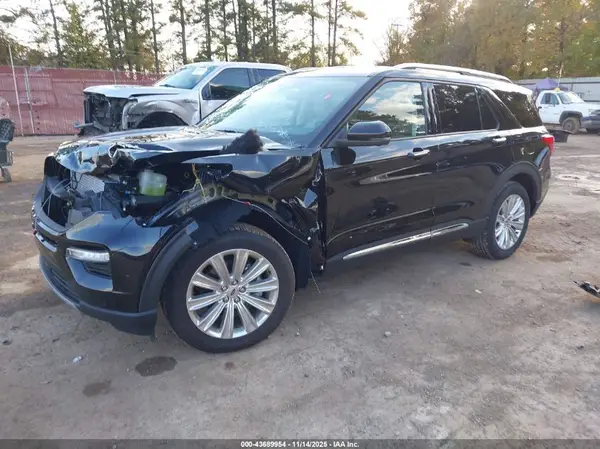 1FMSK7FH6NGB37737 2022 FORD EXPLORER - Image 2