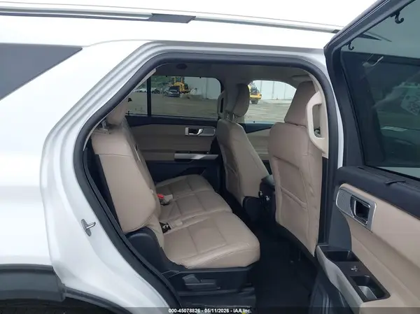 1FMSK7FH6RGA30290 2024 FORD EXPLORER - Image 8