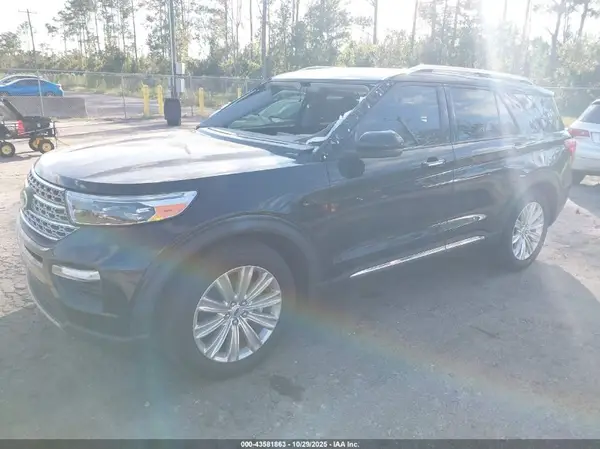 1FMSK7FH6RGA77111 2024 FORD EXPLORER - Image 2