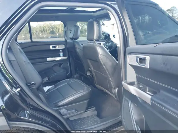 1FMSK7FH6RGA77111 2024 FORD EXPLORER - Image 8