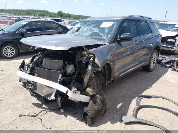 1FMSK7FH7MGA85856 2021 FORD EXPLORER - Image 2
