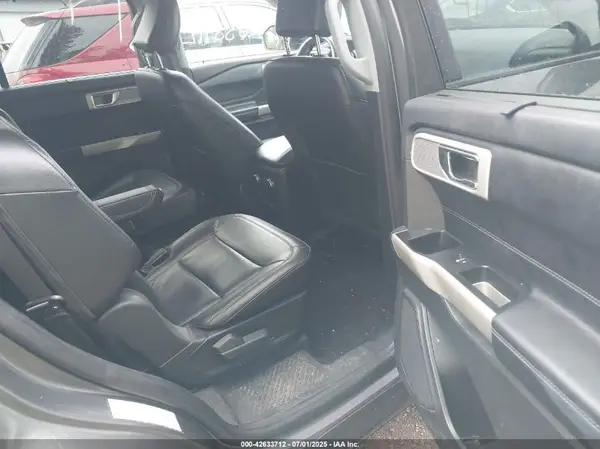1FMSK7FH7MGB05717 2021 FORD EXPLORER - Image 8