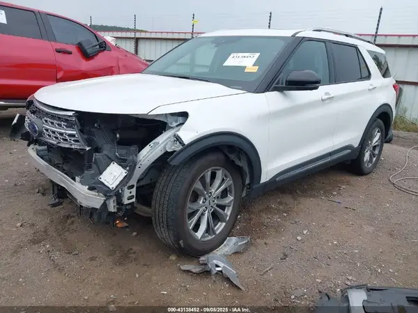 1FMSK7FH7NGA68301 2022 FORD EXPLORER - Image 2