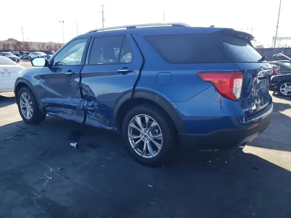 1FMSK7FH7NGA79833 2022 FORD EXPLORER - Image 2