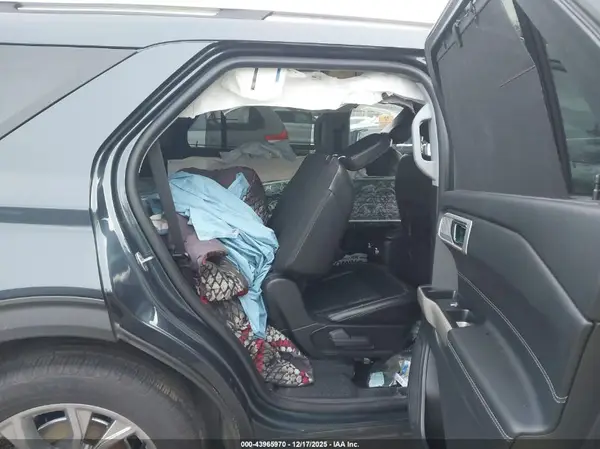 1FMSK7FH7PGA05749 2023 FORD EXPLORER - Image 8