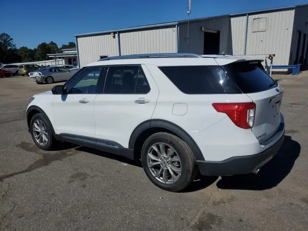 1FMSK7FH7RGA28810 2024 FORD EXPLORER - Image 2