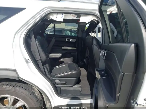 1FMSK7FH8MGB03894 2021 FORD EXPLORER - Image 8