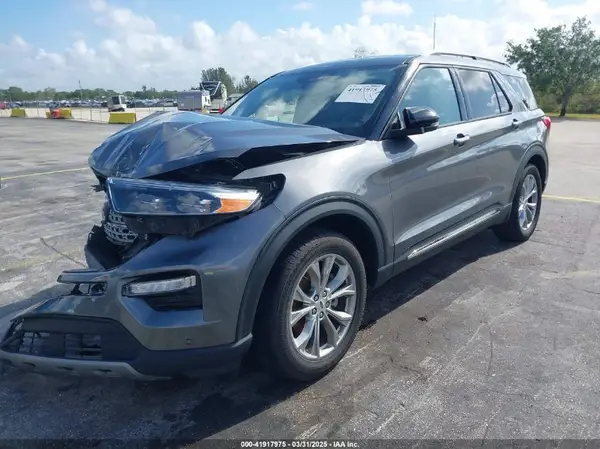 1FMSK7FH8NGA63785 2022 FORD EXPLORER - Image 2