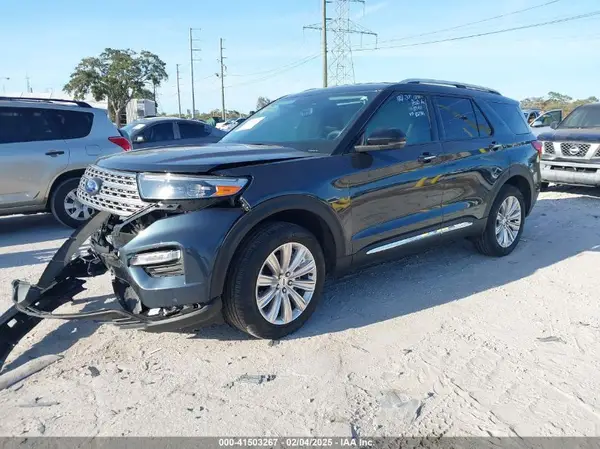 1FMSK7FH8NGB67581 2022 FORD EXPLORER - Image 2