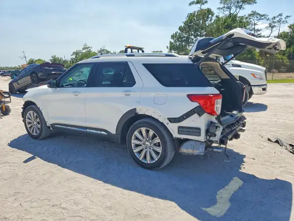 1FMSK7FH8NGB77396 2022 FORD EXPLORER - Image 2