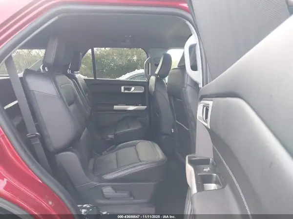 1FMSK7FH8NGB92819 2022 FORD EXPLORER - Image 8