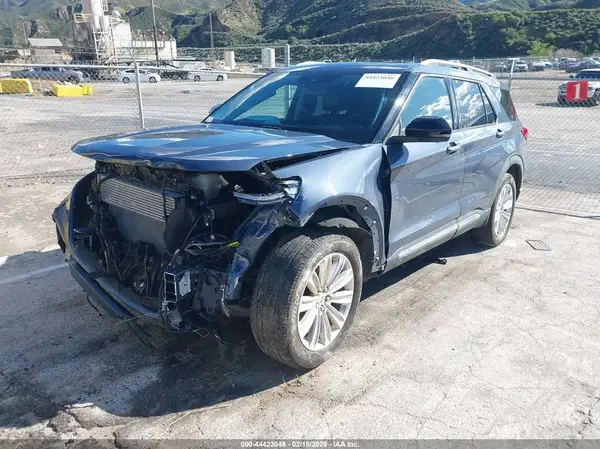 1FMSK7FH9MGA72302 2021 FORD EXPLORER - Image 2