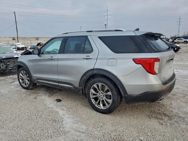 1FMSK7FH9MGB55213 2021 FORD EXPLORER - Image 2