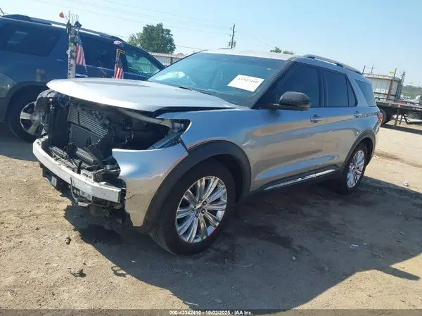 1FMSK7FH9MGB95274 2021 FORD EXPLORER - Image 2