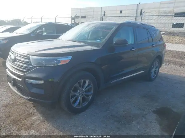 1FMSK7FH9NGB55892 2022 FORD EXPLORER - Image 2